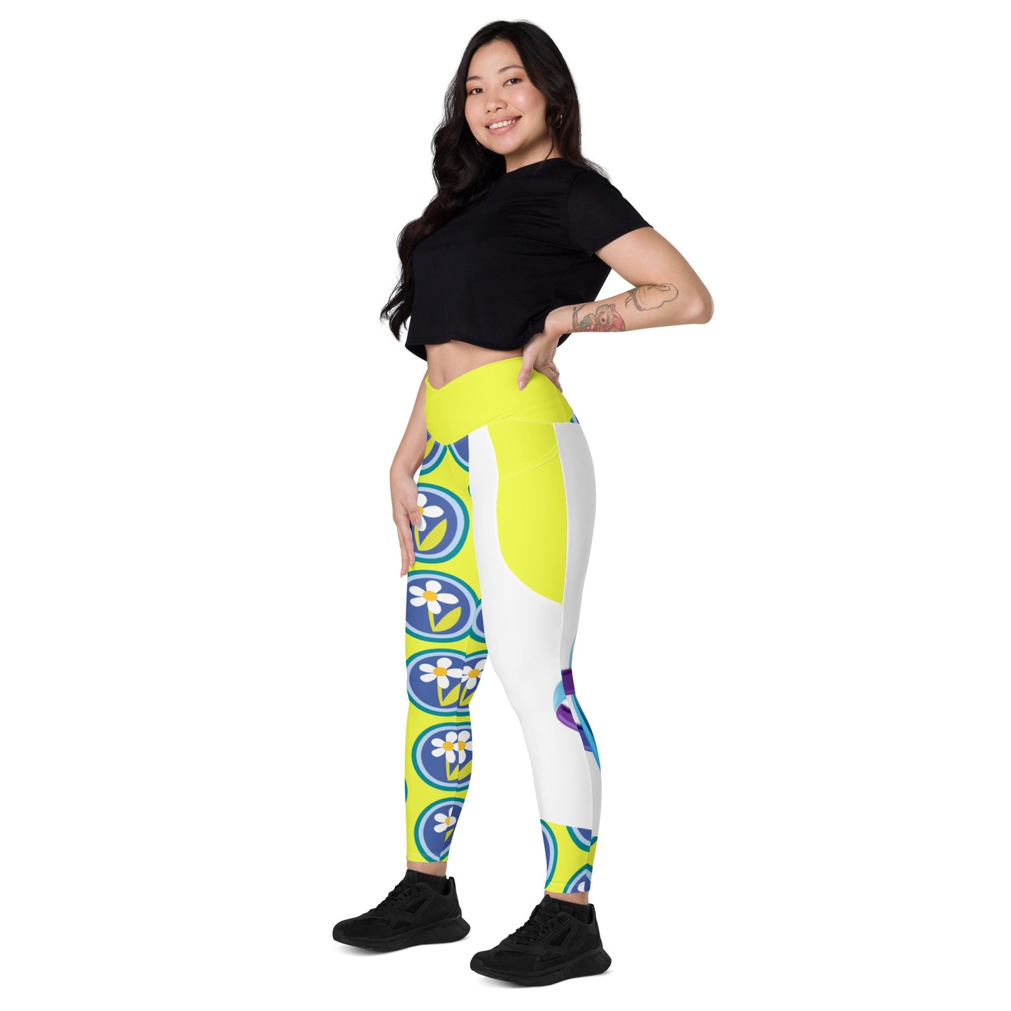 Crossover leggings with pockets