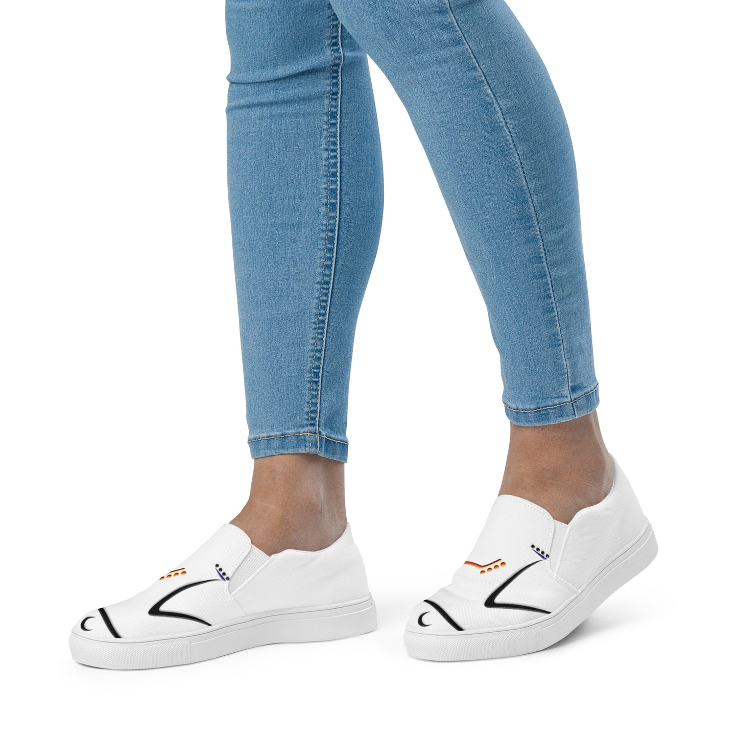 Women’s slip-on canvas shoes