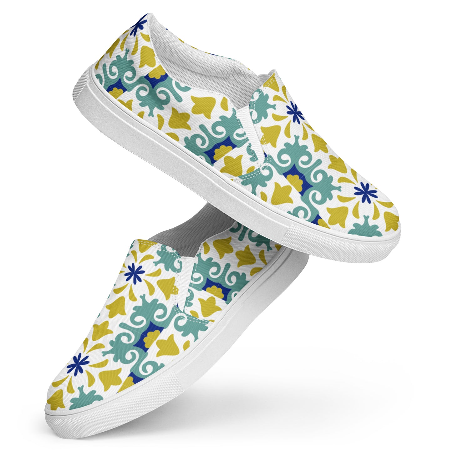 Women’s slip-on canvas shoes
